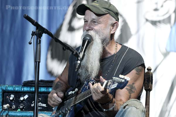 SEASICK STEVE - 2018-07-08 - BELFORT - Presqu'ile de Malsaucy - Greenroom - 